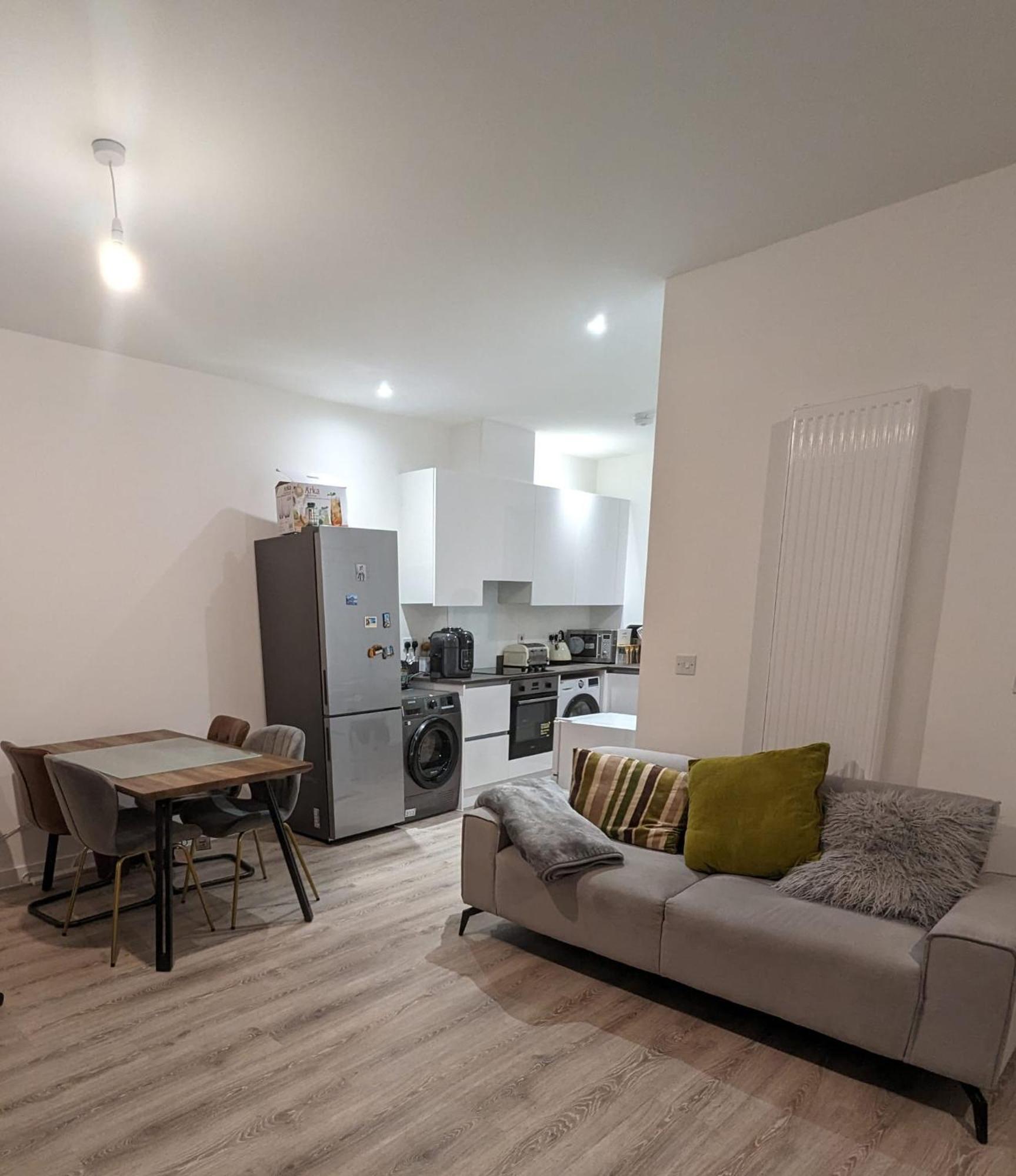 Contemporary Double Ensuite Room Birmingham Buitenkant foto